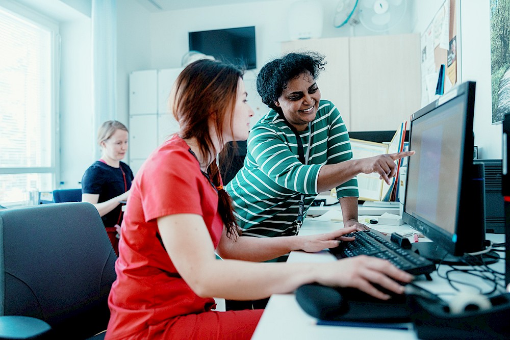 Lähihoitaja, Syystien seniorikeskus - Social Services and Health Care Division