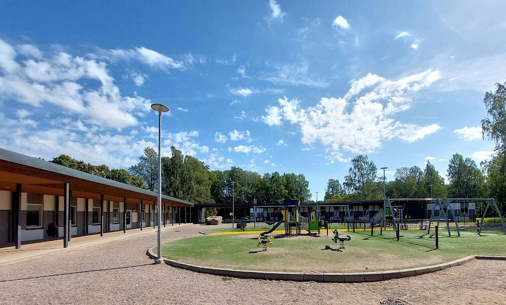 Varhaiskasvatuksen lastenhoitaja, päiväkoti Tuuli, Pikku-Huopalahti - Education Division