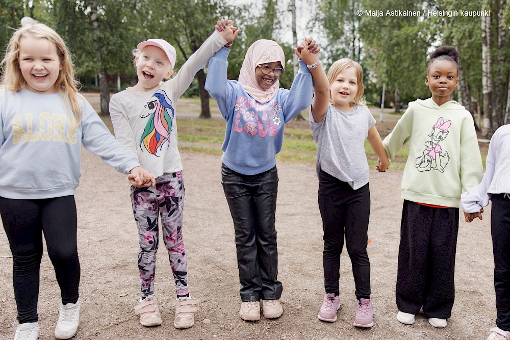 Kouluvalmentaja, Käpylän peruskoulu - Fostrans-och utbildningssektorn