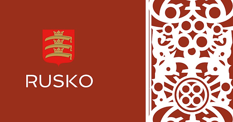 Ruskon vaakuna ja kinkerikousan koukerot